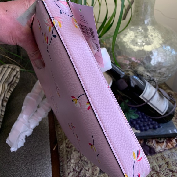 Authentic Kate SPADE Saffiano leather floral zip top Crosby - Picture 11 of 11